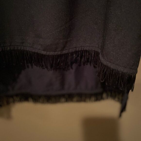 The Limited Black Classic Sleeveless Fringe Top Size Small NWT - Picture 9 of 10